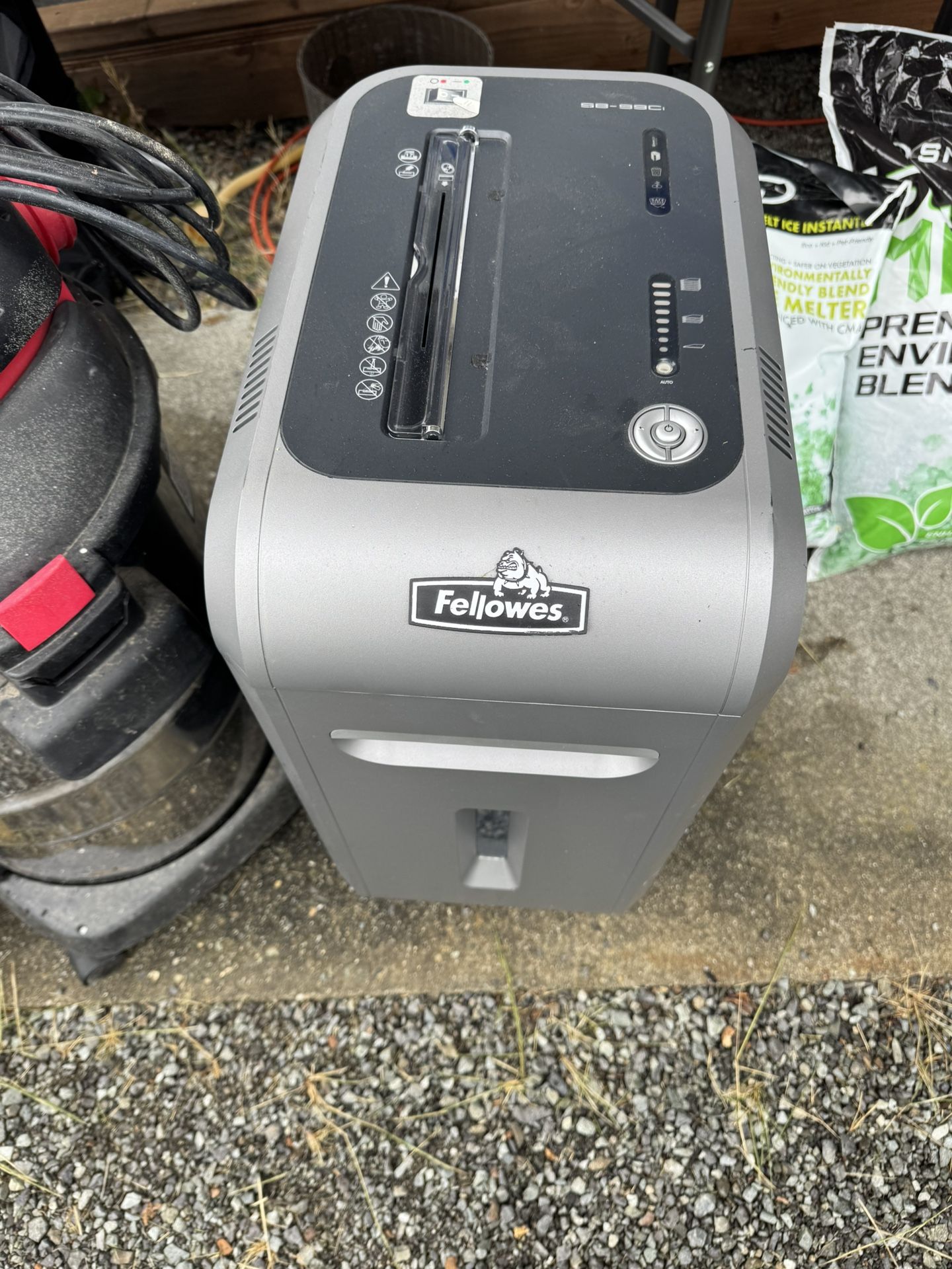 Fellowes Paper Shredder