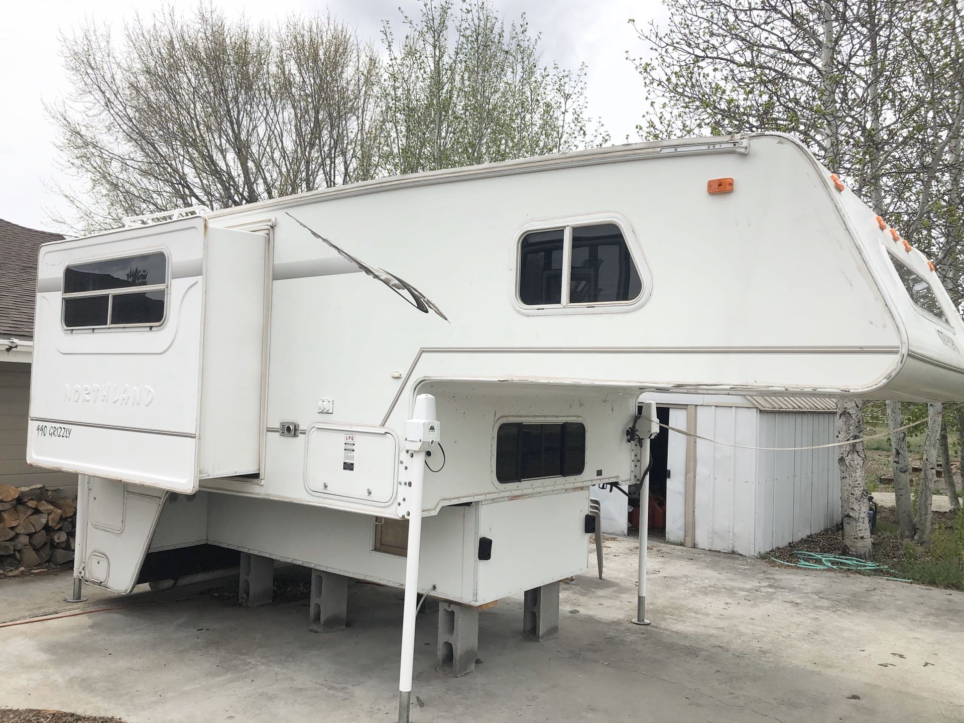 Northland 990 grizzly slide 2003