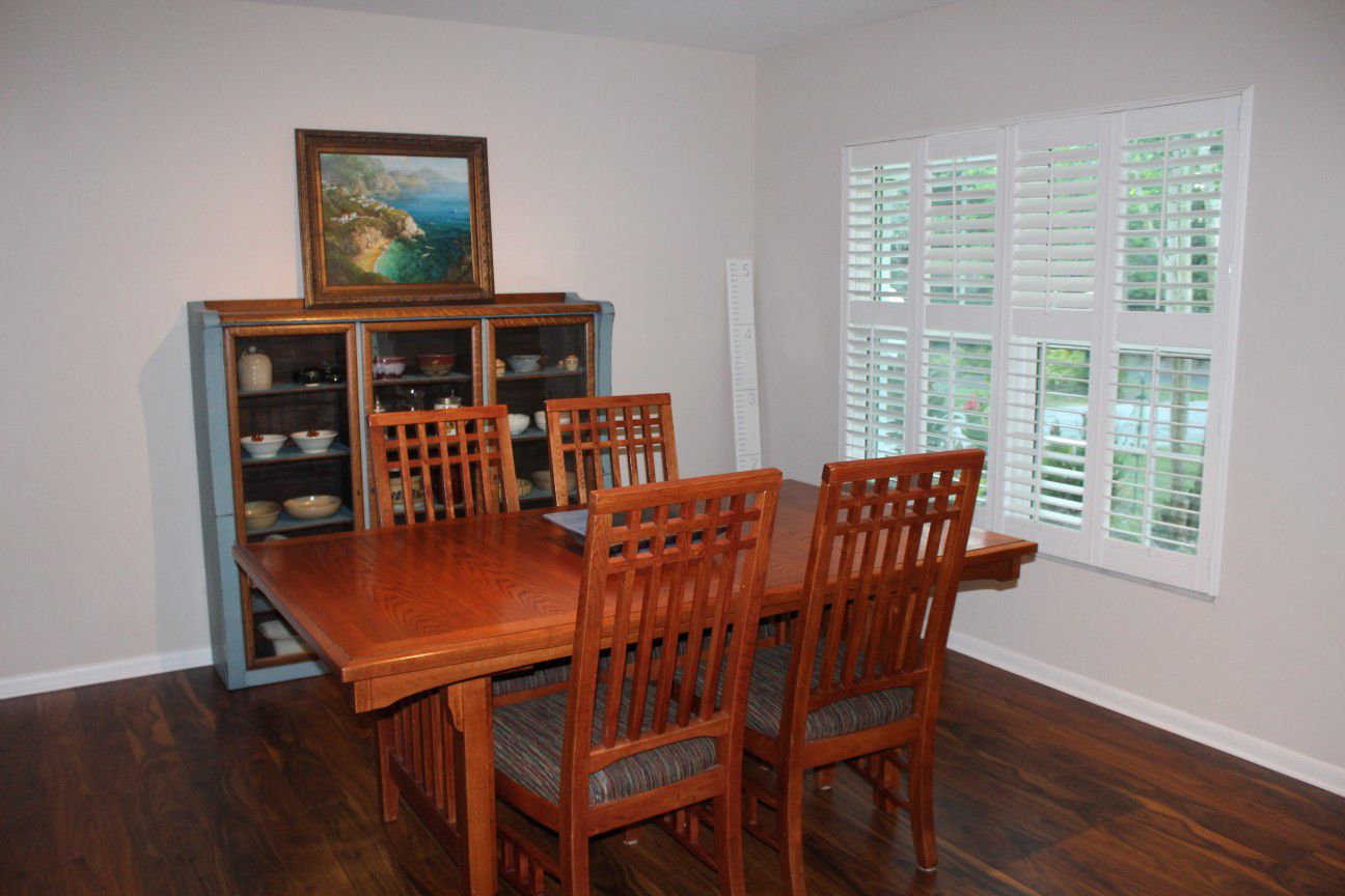 Mission Style Dining Table and Chairs