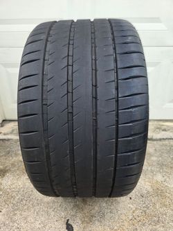 Like New 305/30ZR20 Michelin Pilot Sport 4 S tire