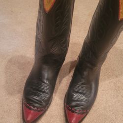 Black Cowboy Boots 