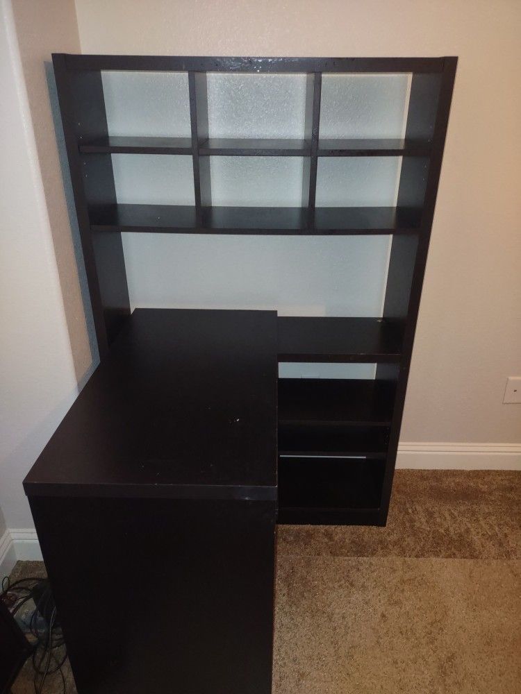 Adjustable Corner Desk with Built in Shelving 