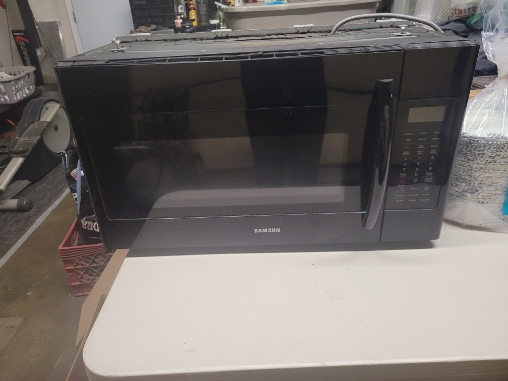 Over Stove Microwave 