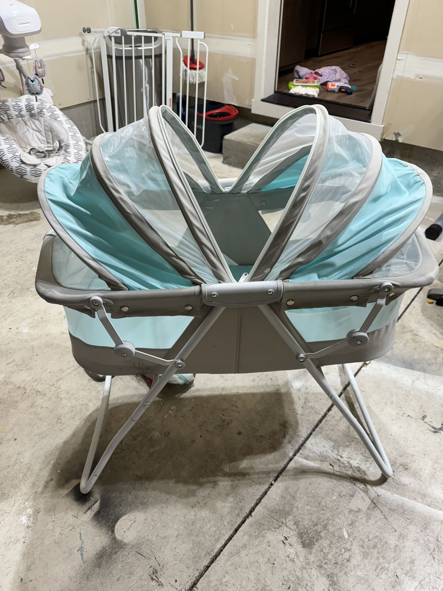 Bassinet And High Chair 