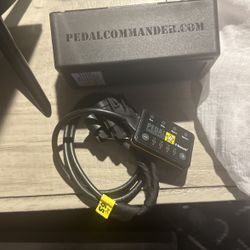 Pedal Commander Dodge Challenger 