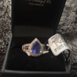 LE VIAN TANZANITE RING