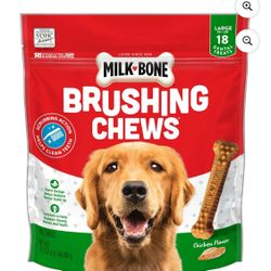 Milk Bone Brushing Chews Daily Dental Dog Treats, Large, 24.2 oz Bag, 18 Bones Per Bag