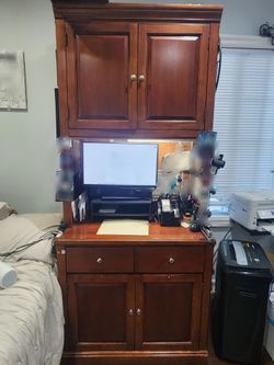 Solid Wood Desk w/Hitch (need it gone asap)