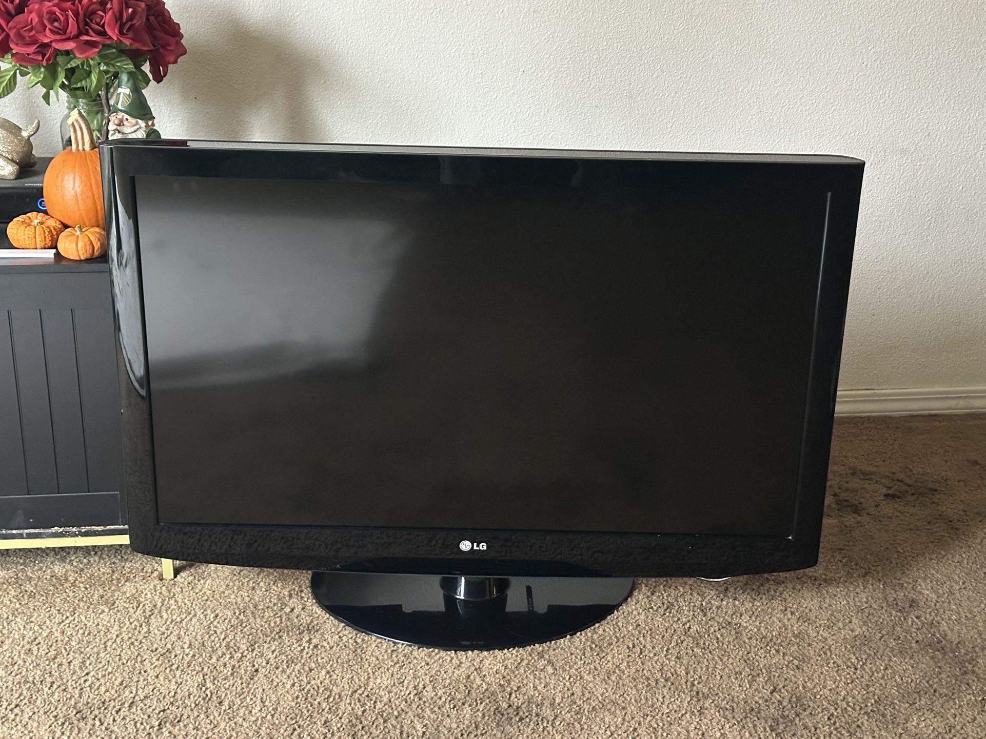 LG tv 55inch 