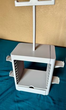Gaming holder