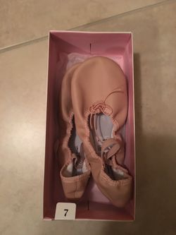 Ballet shoes/slippers