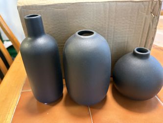 ceramic bud vases