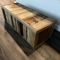 Lane Cedar Chest