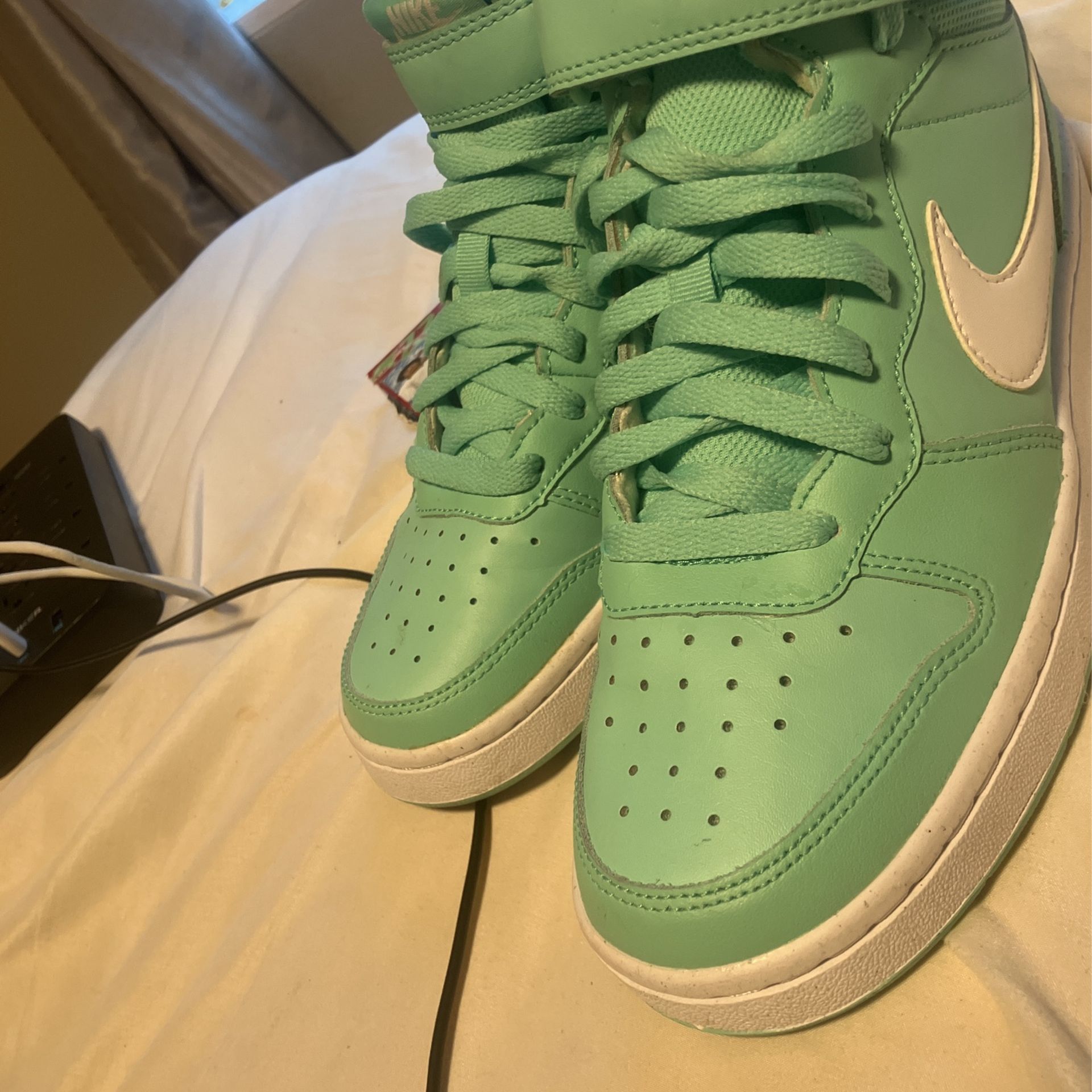NIKES RARELY USED