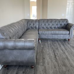 Grey Sectional Sofa - Glam Style - Modern Elegance
