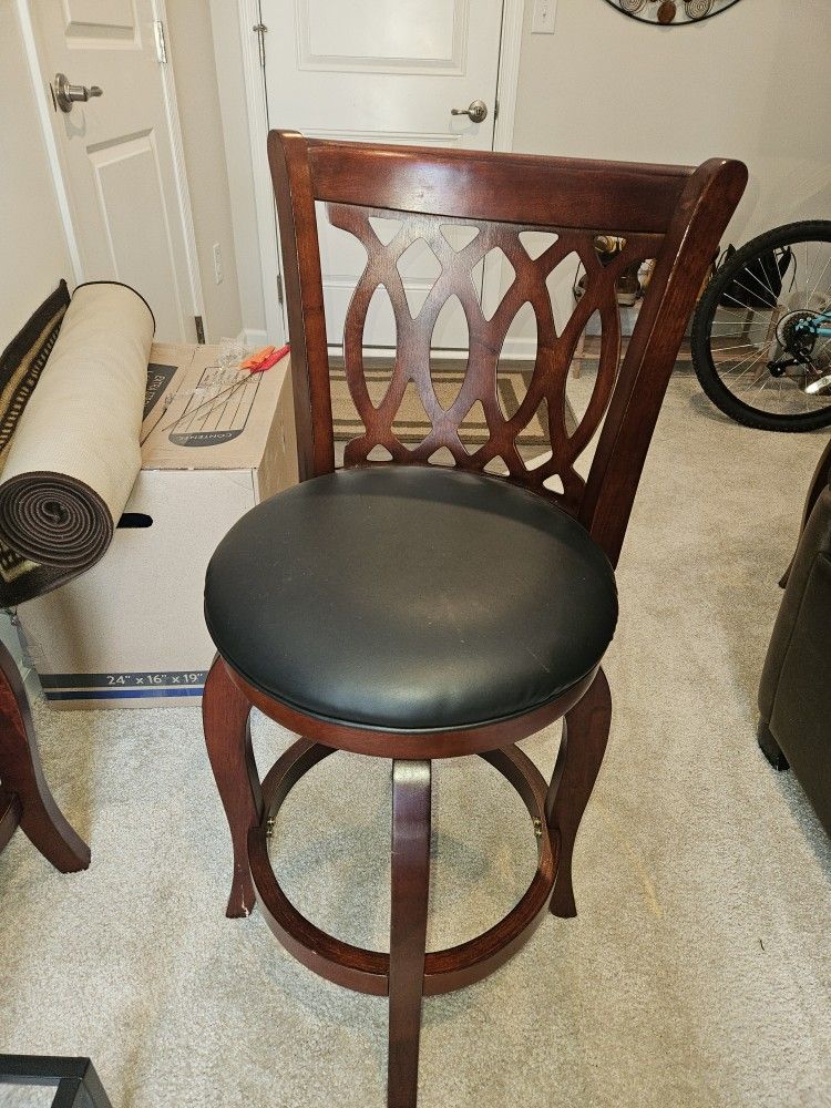 4 Counter Stools