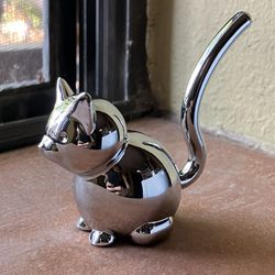 Metal Kitty Cat Ring Holder - NEW Jewelry Decor