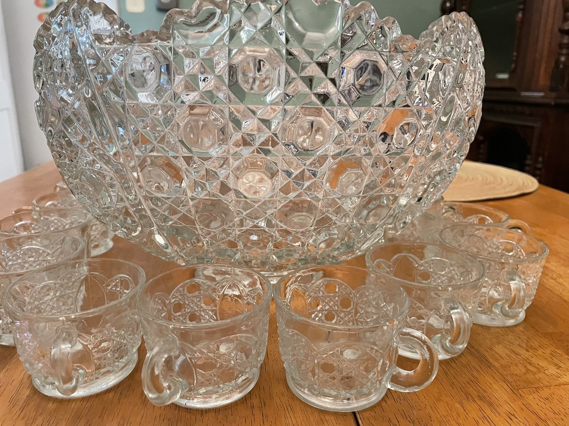 Vintgage Punch Bowl Set