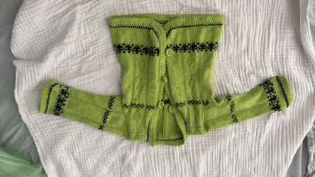 Handmade sweaters for children aged one to two