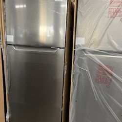 Frigidaire Refrigerator 