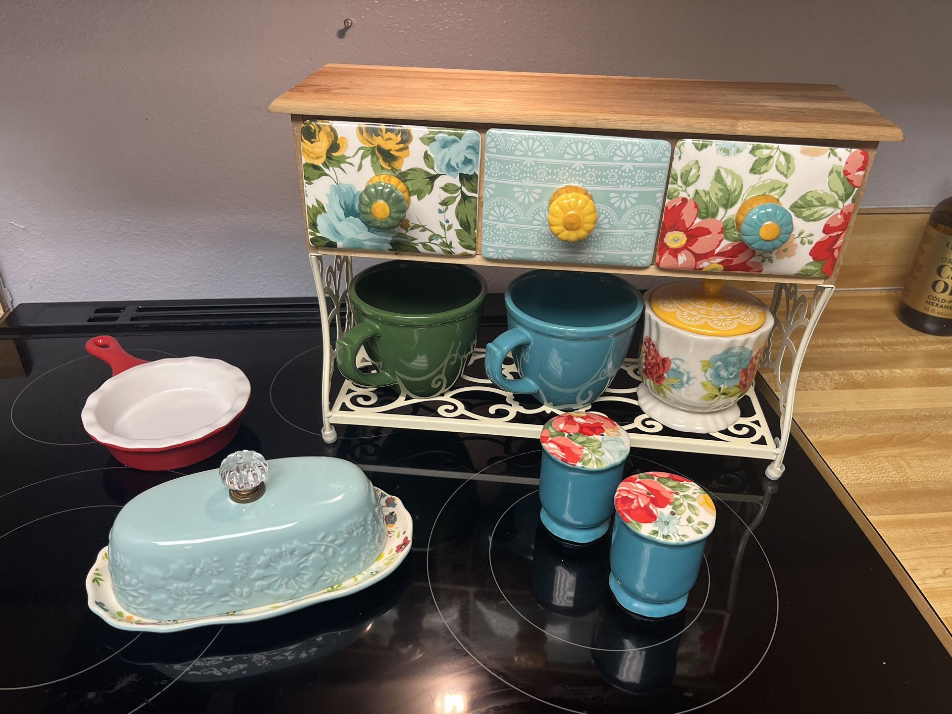 Pioneer Woman Tea Set, butter dish, Salt And Pepper Shakers