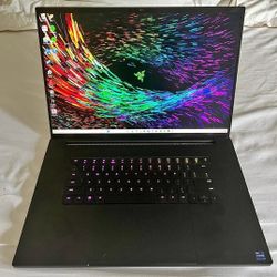 Razer Blade 18 Gaming Laptop 
