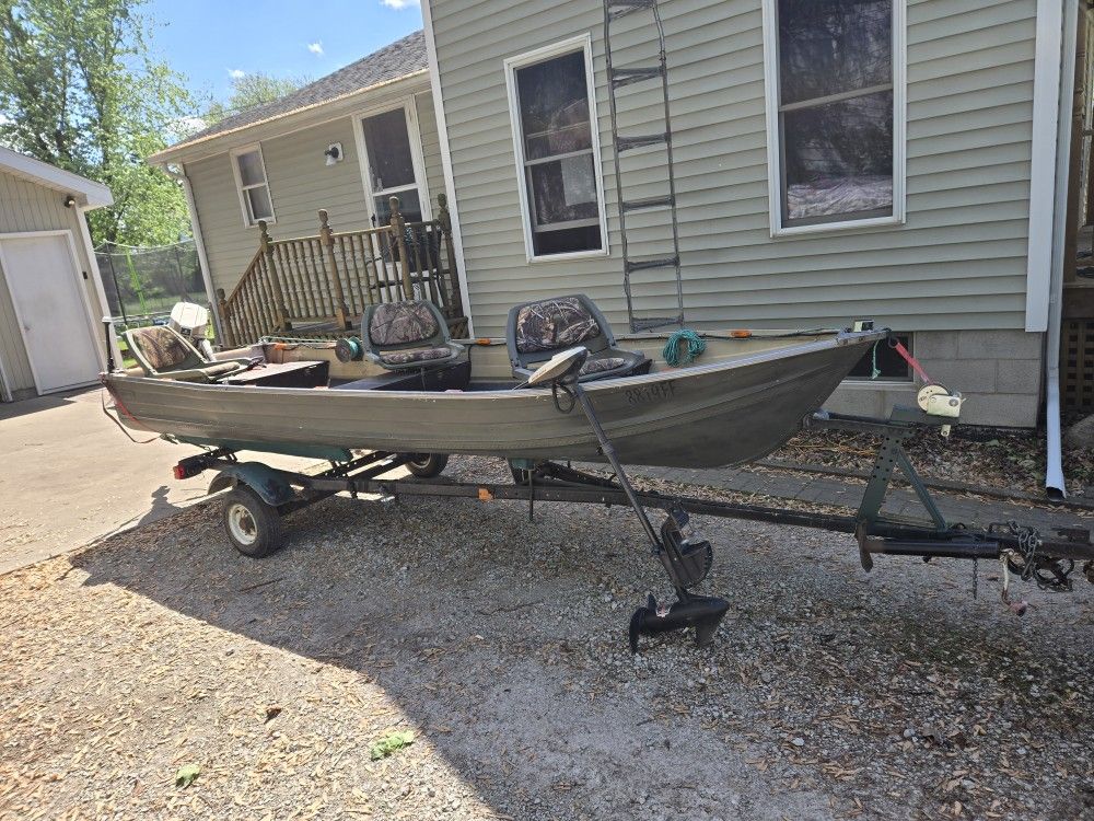14 Ft John Boat With 6hp Engine