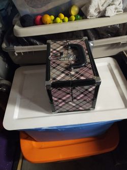 Fantastic Fun Purse Or Make Up Container 