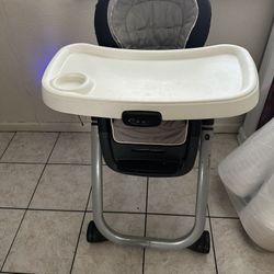 Grow With Me Graco Highchair