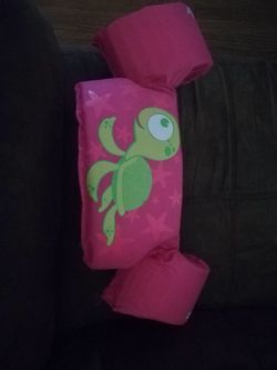 Floating swim life saver