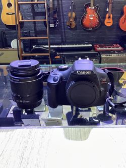 Canon EOS Rebel T7 with 18-55mm Lens