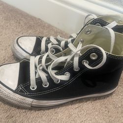 Black High-Top converse