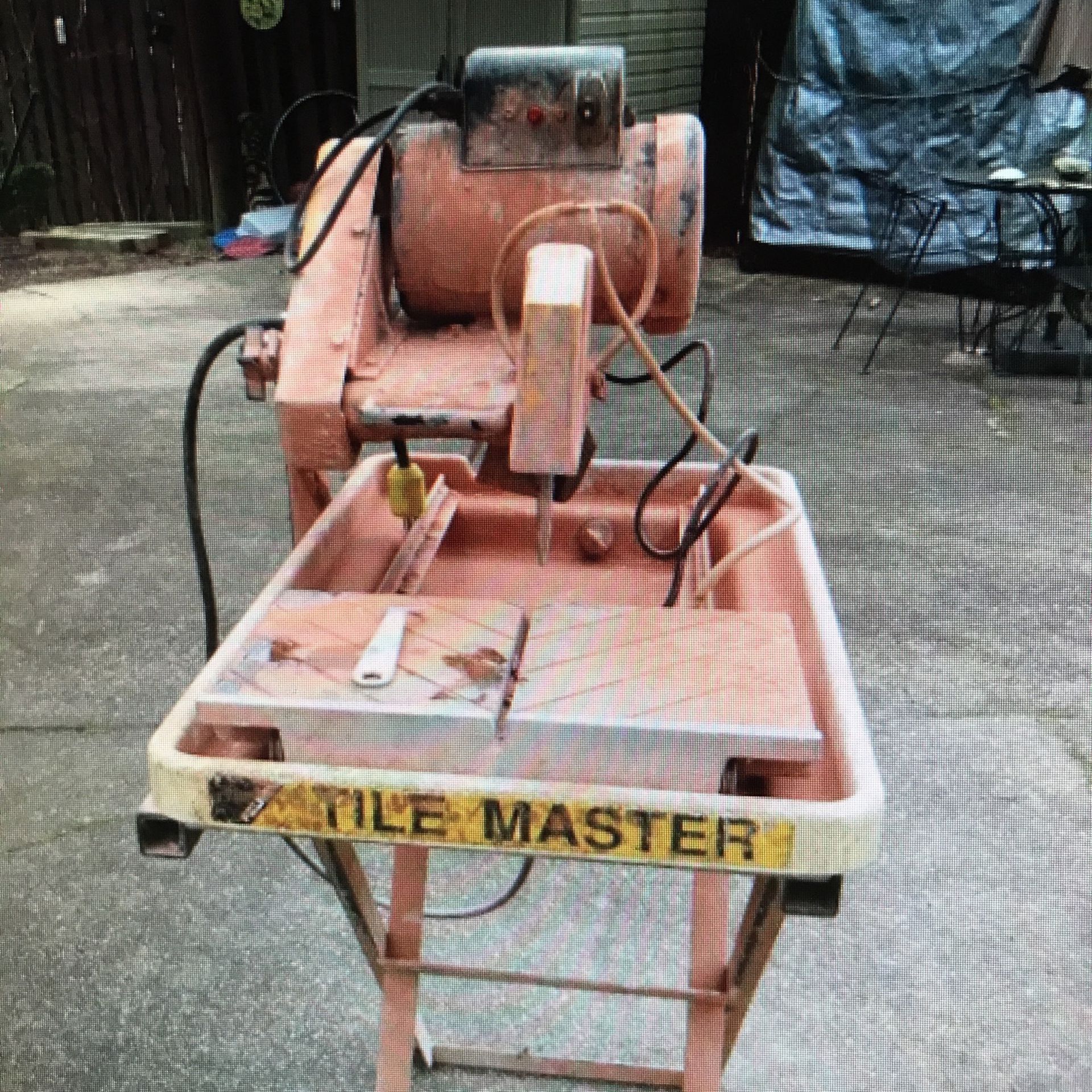 Felker Tile Master Electric Wet Brick Paver Saw With Stand Runs Great!