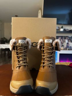 UGG Chestnut Brown Lace-Up Shearling-Trim Winter Boots water proof boots