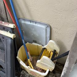 Mop Bucks with 2 Mops  And 1 New Mop Head 