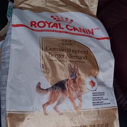 Royal Canin German Shepherd 
