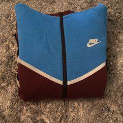 Men’s Nike Tech Fleece Reflective Full Zip Hoodie Blue & Burgundy Size Medium 