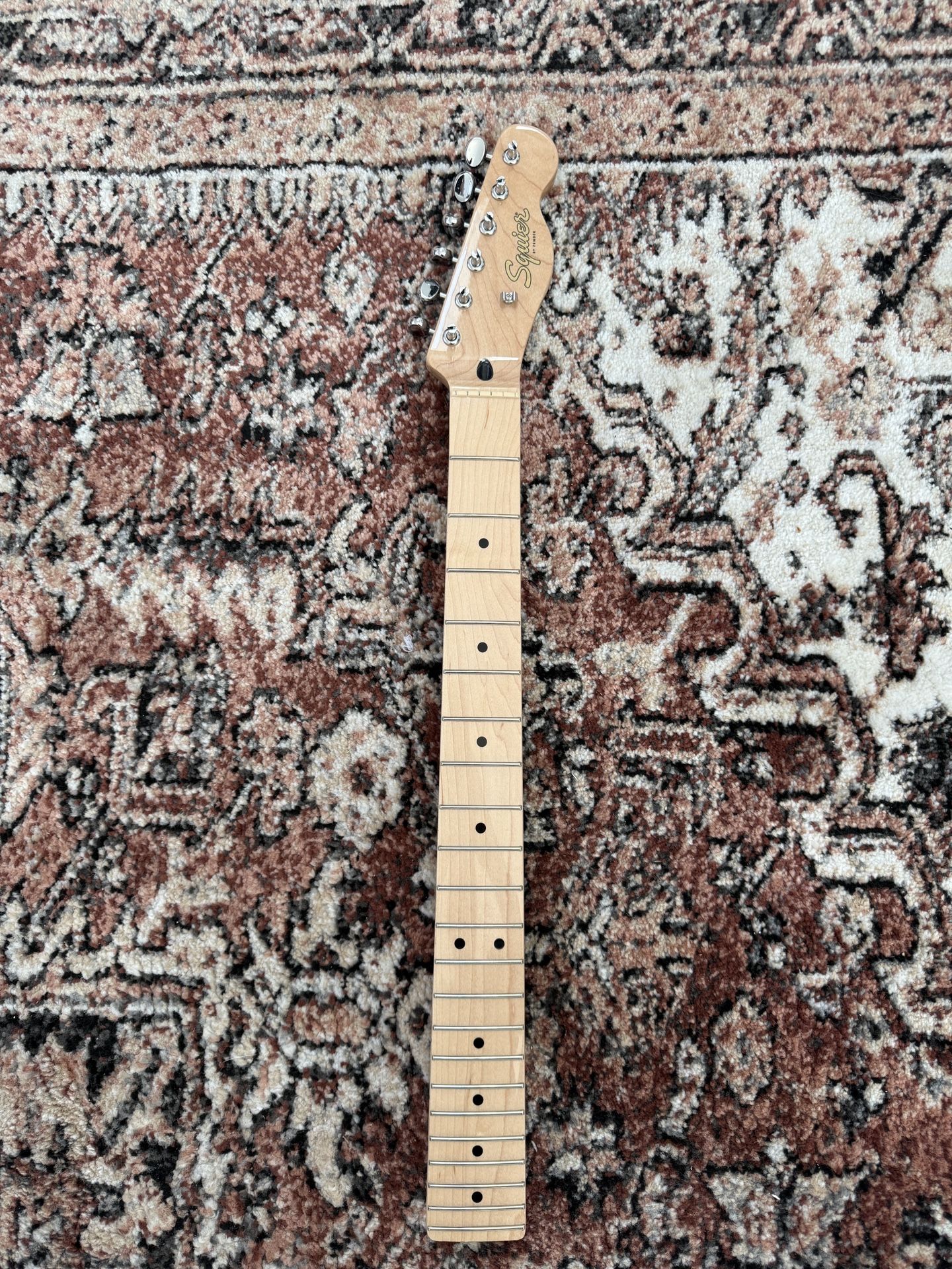 Squier Tele Neck with tuners - new / never played on