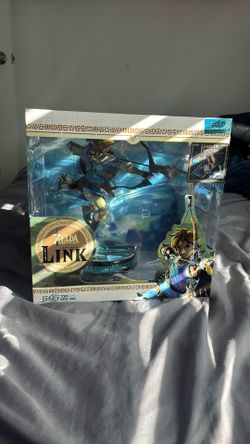 First 4 Figures The Legend of Zelda Breath of The Wild Link 10'' inch PVC Statue