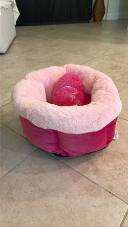 Round Pink Plush Pet Bed