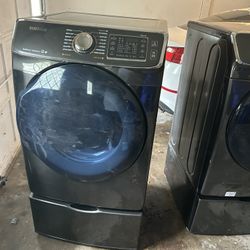 Samsung Washer And Dryer Set With Pedestals 