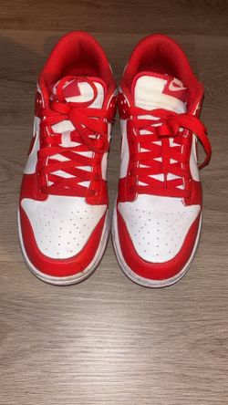 Dunks low university