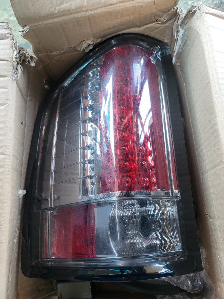 LED tail light assembly for a 2007-2014 Chevy Silverado 2500HD/3500HD.