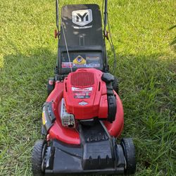 22" Troy-Bilt Self Propelled Lawn Mower 