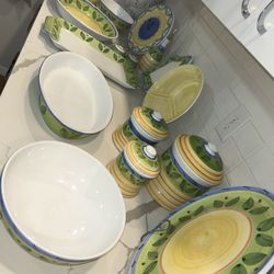 Caleca Dinnerware / Hand Painted ceramic 