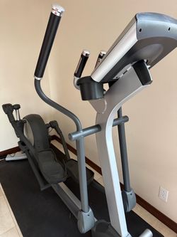 Elliptical Trainer Machine