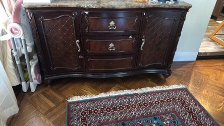 Elegant Cherry Wood Buffet / Credenza with Marble Top – Excellent Storage