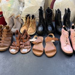 Calzado De Niña Y Mujer Disponible 