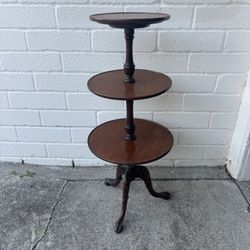 Antique English Claw Foot Mahogany Dumb Waiter / Tea Table / Side Table with Three Tiers