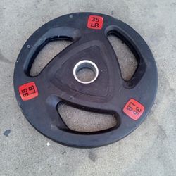 2 Brand New 35 Lbs Plates For 30$ Total